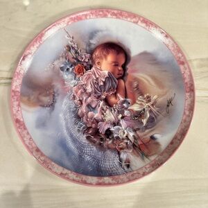 Lee Bogle Sweet Dreams Decorative Plate with Sleeping Baby Design